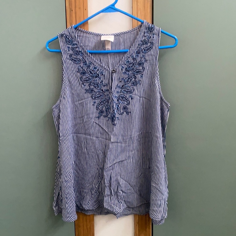 Blue stripe tank